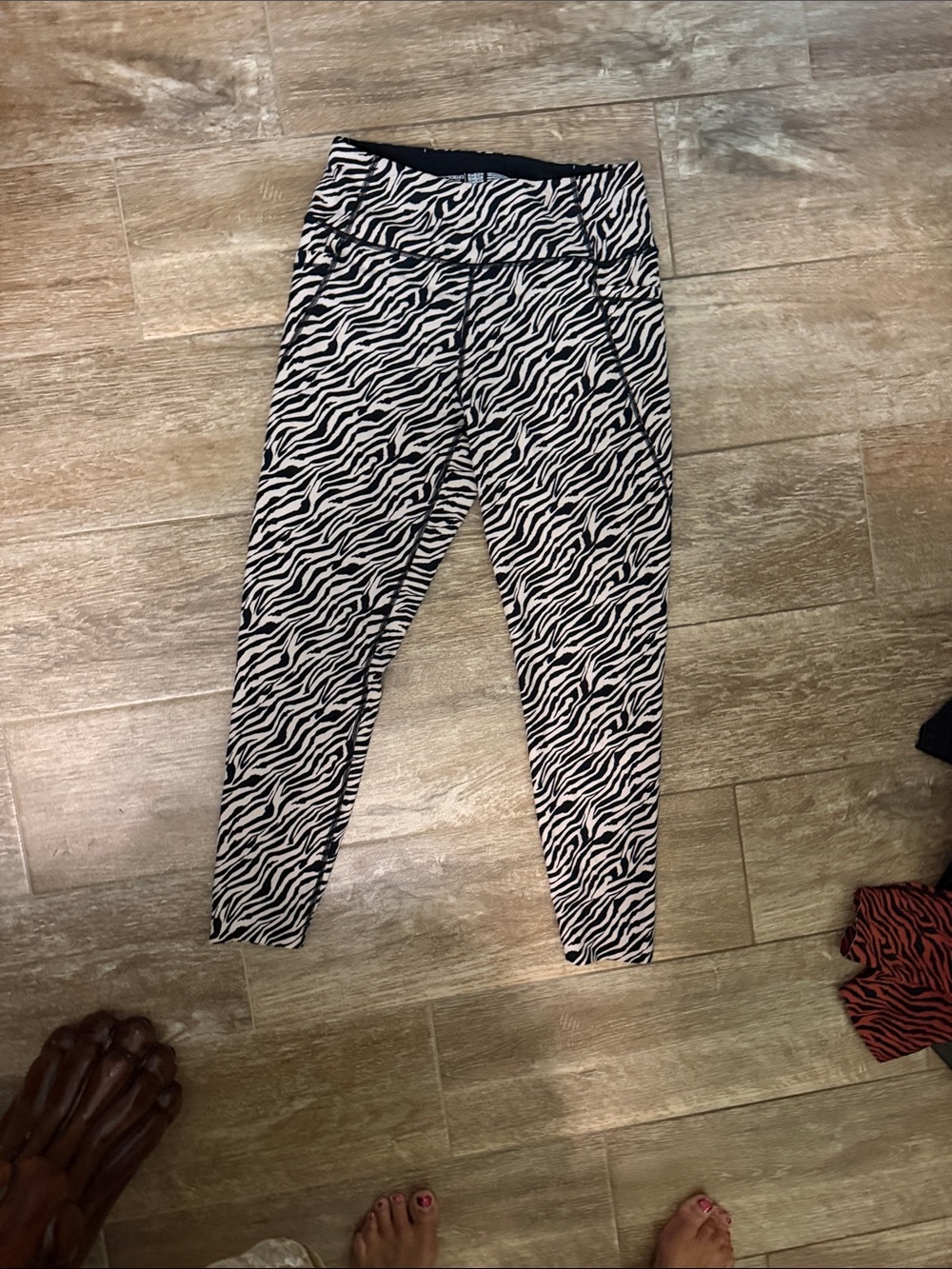 Zebra Print High-Waist Leggings - Black & cream